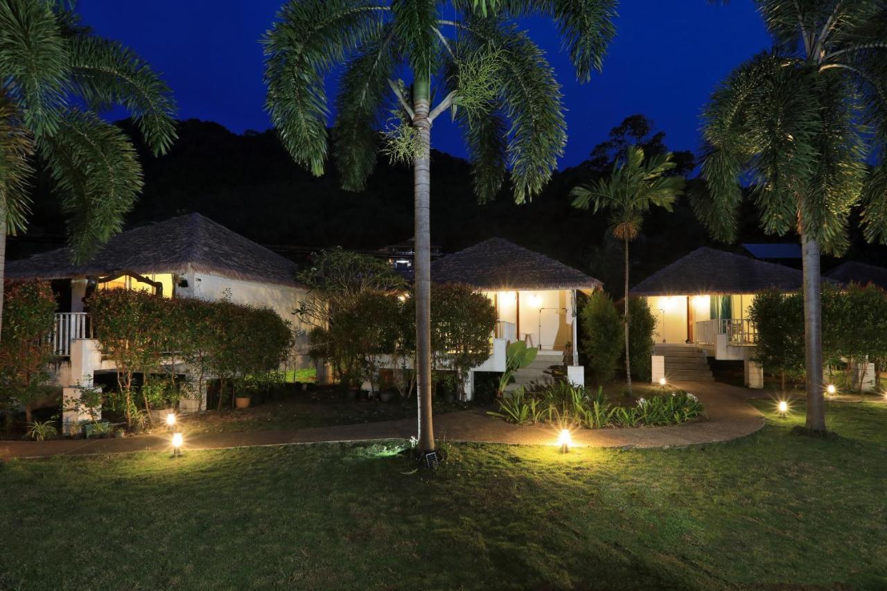 Daydream Villa Resort Phuket ภายนอก รูปภาพ